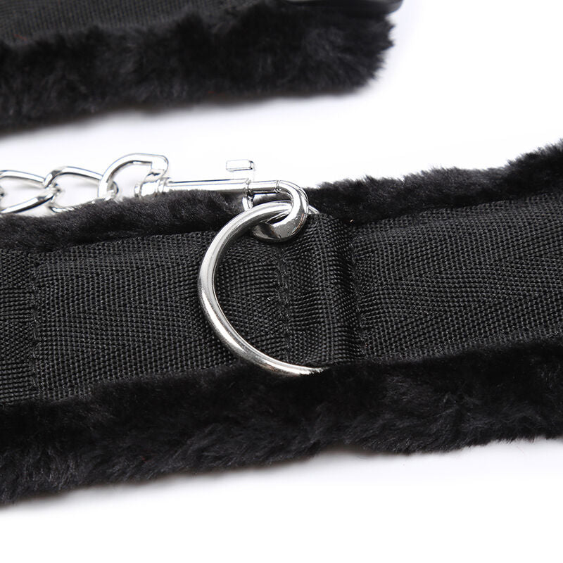 OHMAMA FETISH - PELZGEFÜTTERTE HANDSCHNELLEN