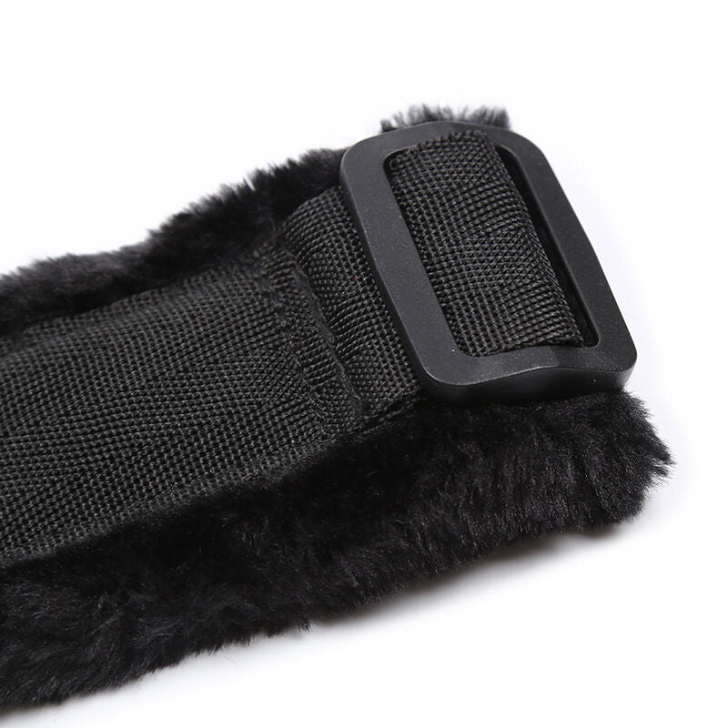 OHMAMA FETISH - PELZGEFÜTTERTE HANDSCHNELLEN
