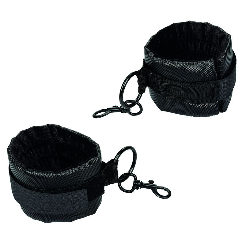 CALEXOTICS - BOUNDLESS HALSBAND MIT HALTUNG