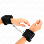 KINK – VERSTELLBARE HANDGELENKMANSCHETTEN, SCHWARZ, MIT KUNSTFELL GEFÜTTERT, 17–31 CM X 7 CM