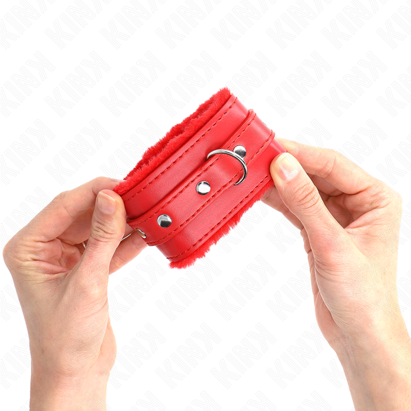 KINK - PREMIUM ROTE, PELZGEFÜTTERTE HANDGELENKMANSCHETTEN MIT VERSTELLBAREM ROTEM GURT 17-29 CM X 6 CM