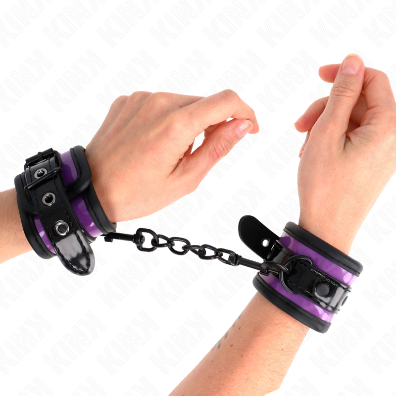 KINK – VERSTELLBARE HANDGELENKSTÜTZE AUS HELLVIOLETTEM NEOPREN 21–28 CM X 5 CM
