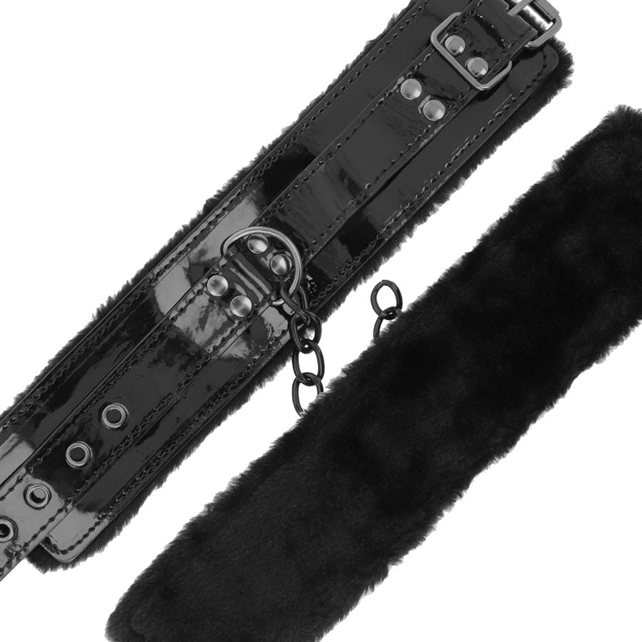 DARKNESS - VERSTELLBARE FESSELN AUS SCHWARZEM LEDER MIT SCHLOSS
